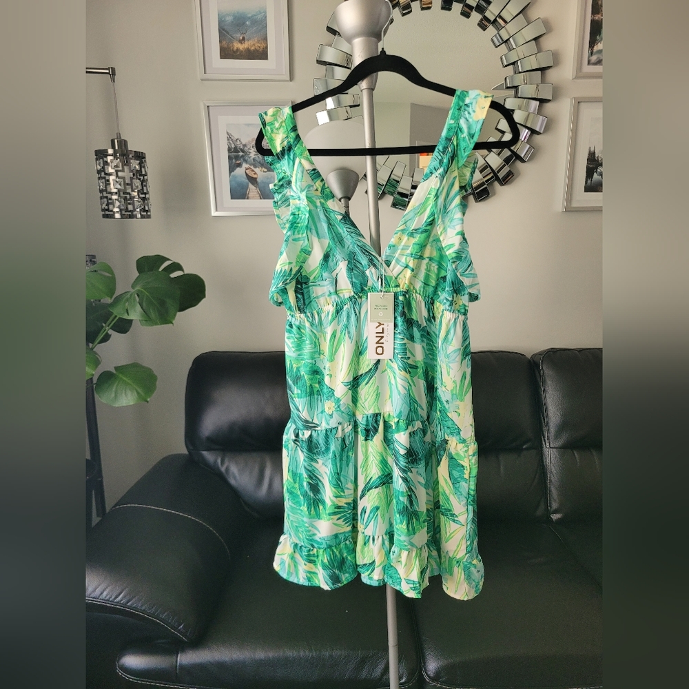 BNWT ONLY Brand Summer Dress Size Large